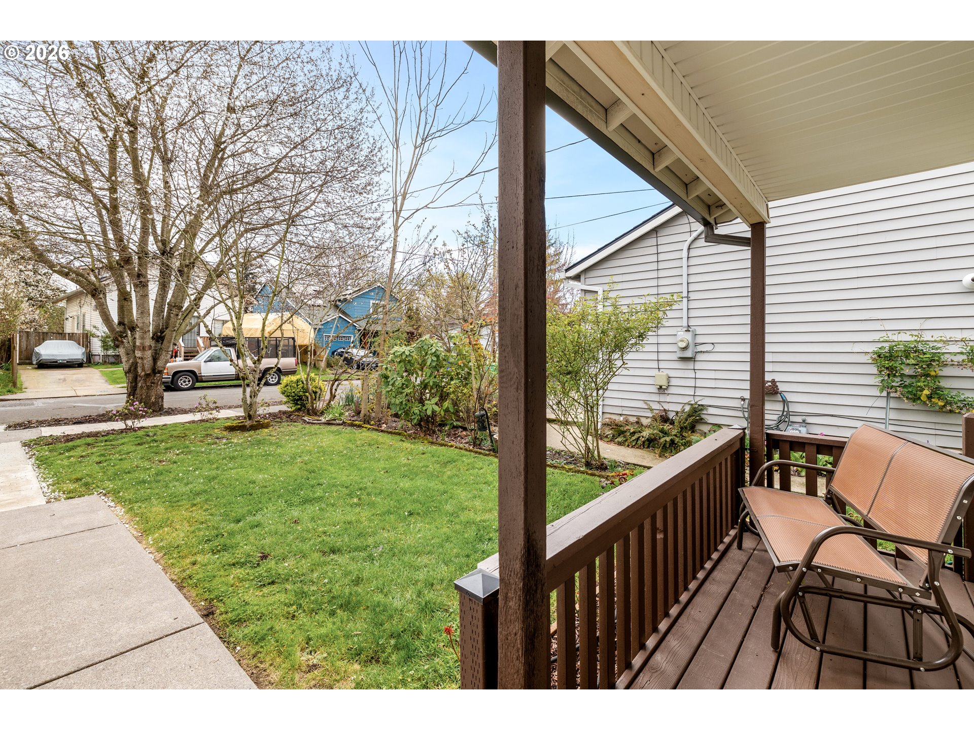 10037 North Polk Avenue Portland, OR 97203 - Photo 4 of 48