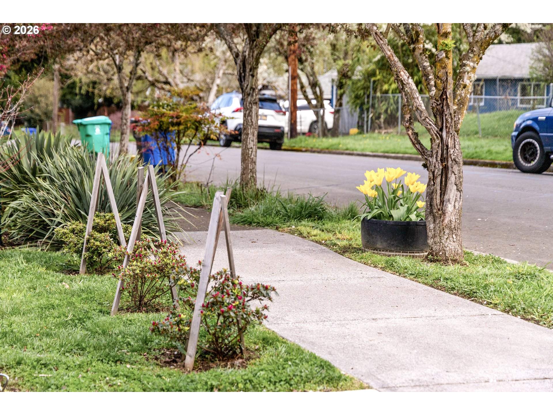 10037 North Polk Avenue Portland, OR 97203 - Photo 44 of 48