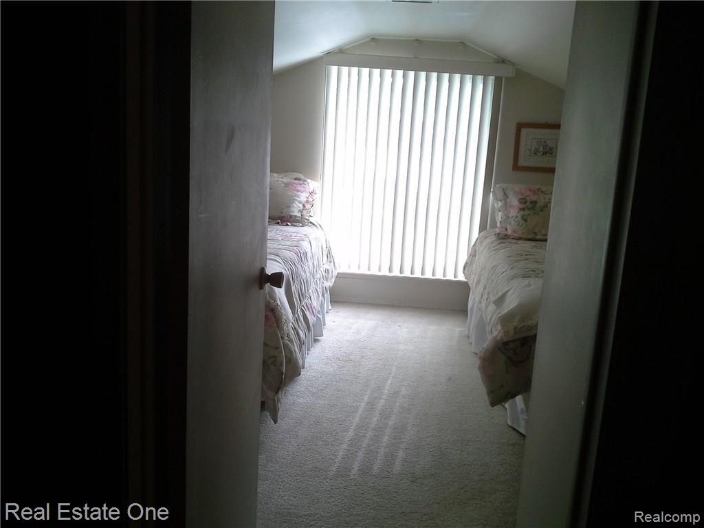 36900 West Eleven Mile Road Farmington, MI 48331 - Photo 60 of 70