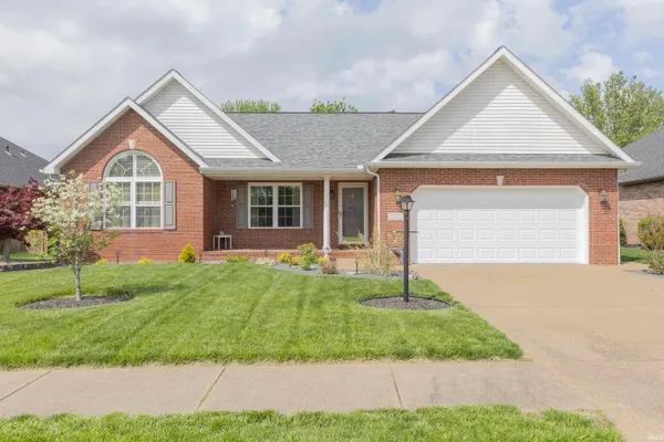 $309,900 | 9200 Overland Drive, Evansville, IN 47711