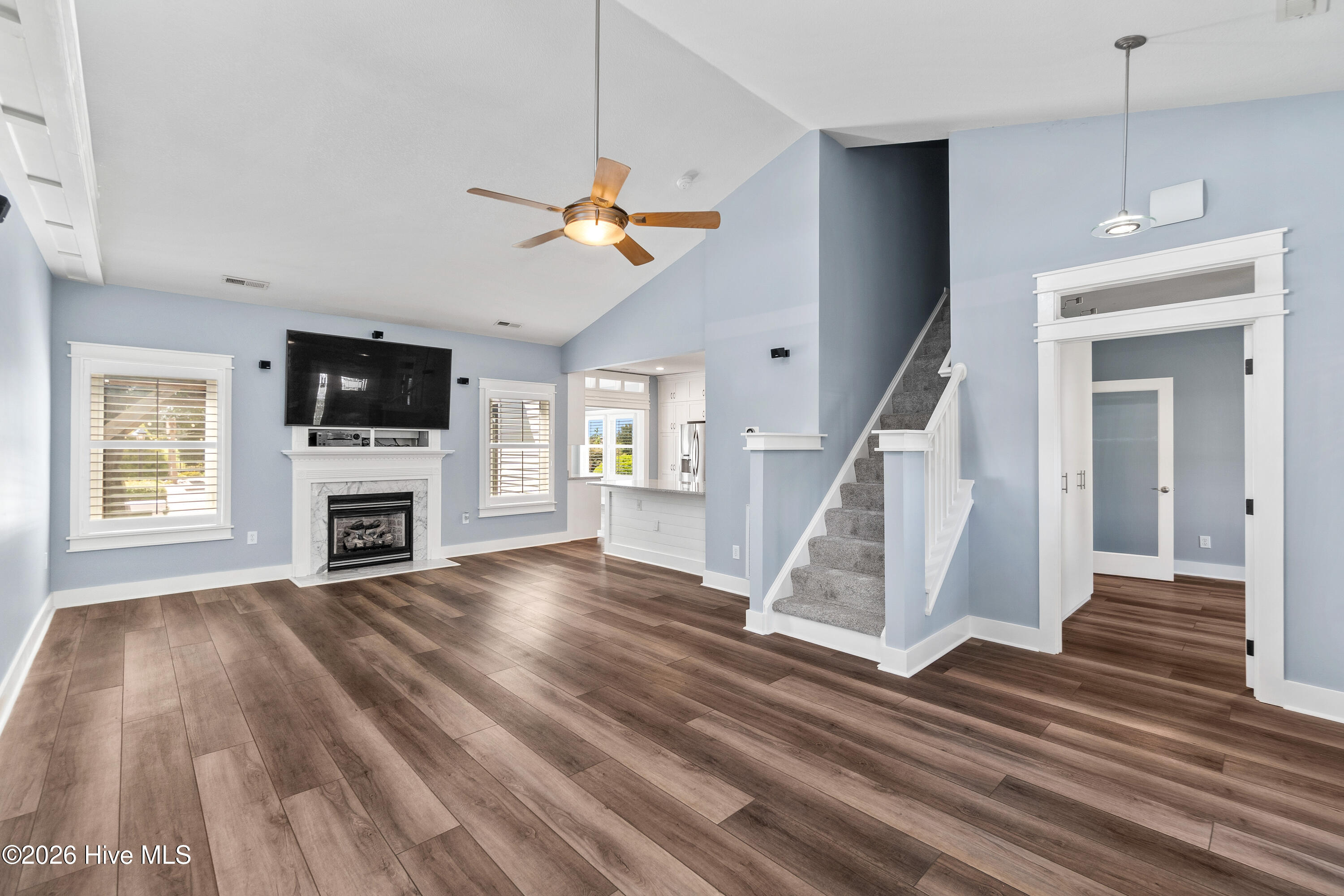 117 Green View Road Moyock, NC 27958 - Photo 4 of 58 Fireplace