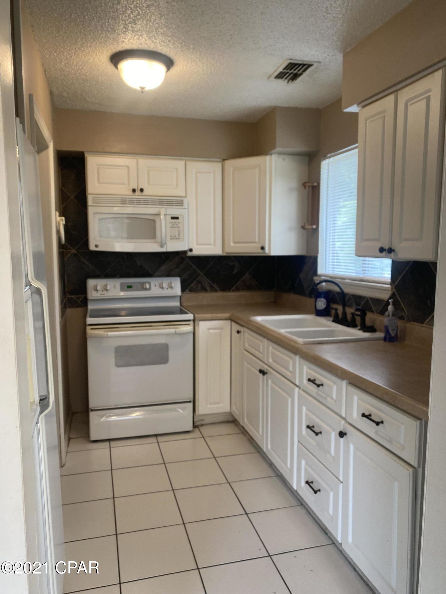 206 North Arnold Road Panama City Beach, FL 32413 - Photo 3 of 23