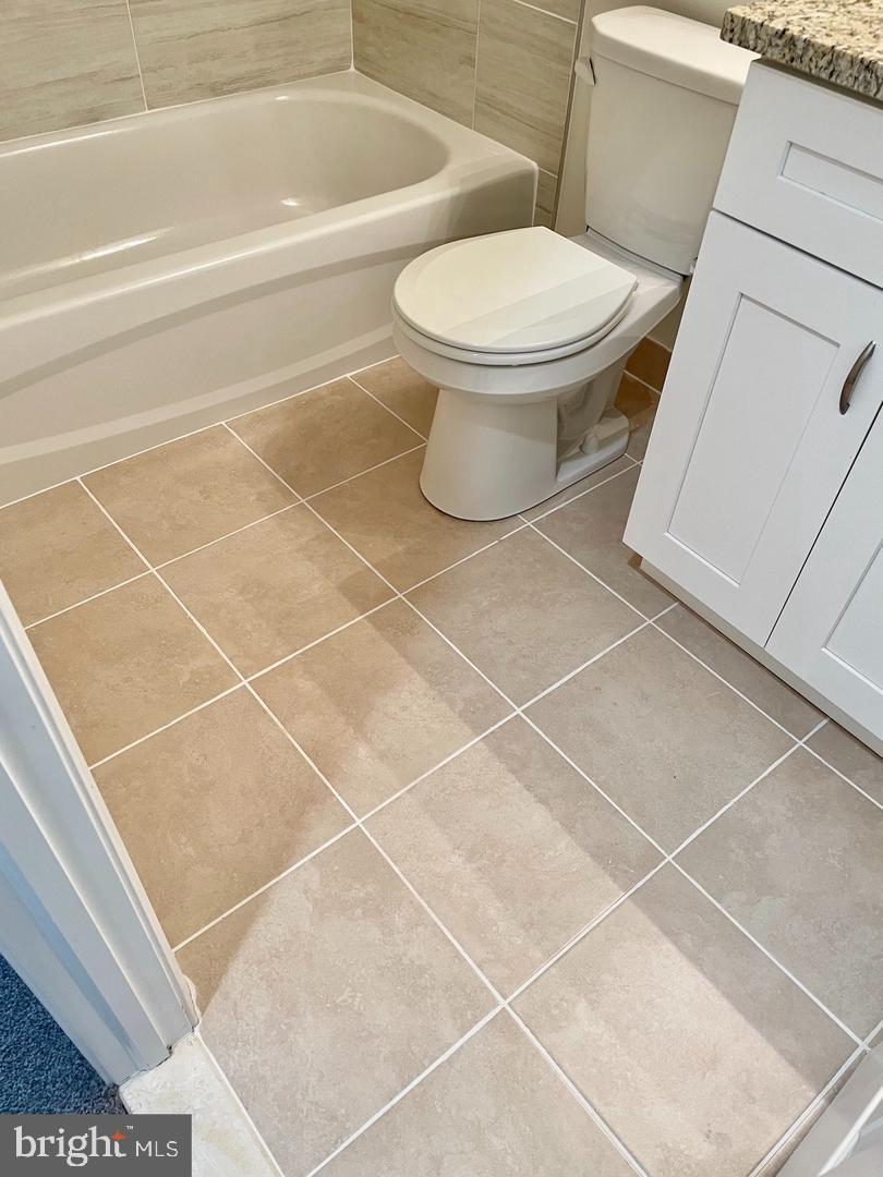 301 Byberry Road, Unit F16 Philadelphia, PA 19116 - Photo 25 of 35