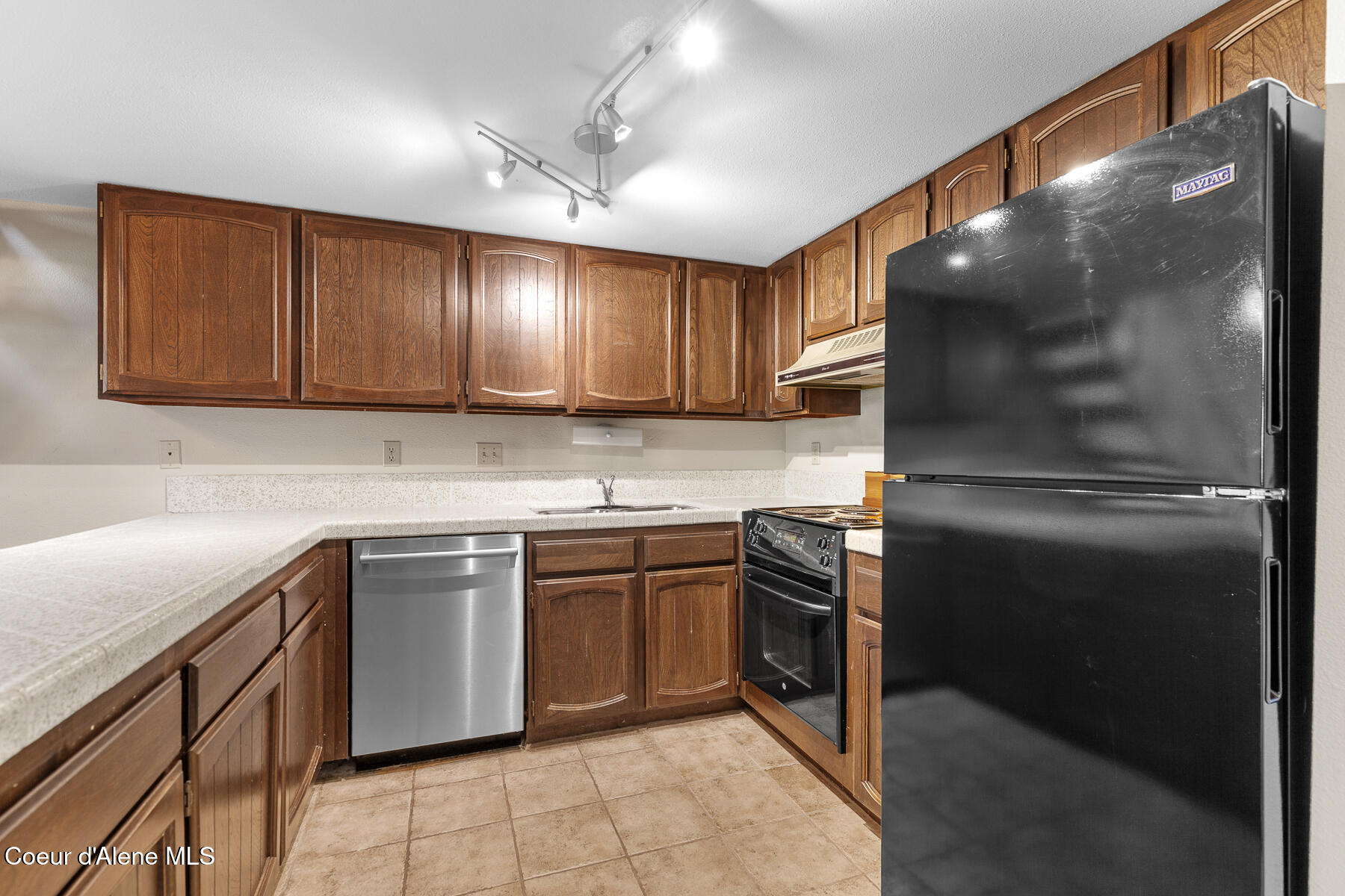 1309 Metaline Lane Sandpoint, ID 83864 - Photo 13 of 50 Kitchen