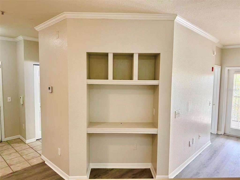 3751 Conroy Road, Unit 2334 Orlando, FL 32839 - Photo 4 of 20 a view of closet area