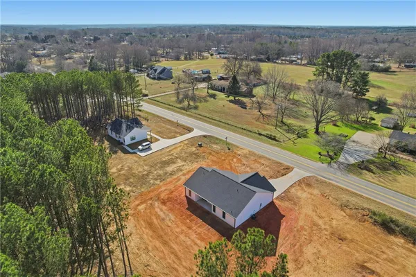 $350,000 | 908 Beaverdam Road, Williamston, SC 29697