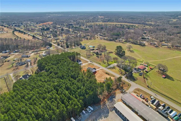 $350,000 | 908 Beaverdam Road, Williamston, SC 29697