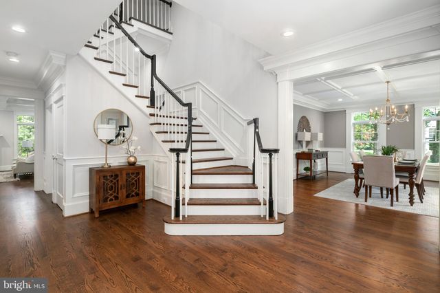 $2,450,000 | 5946 Oakdale Road, McLean, VA 22101