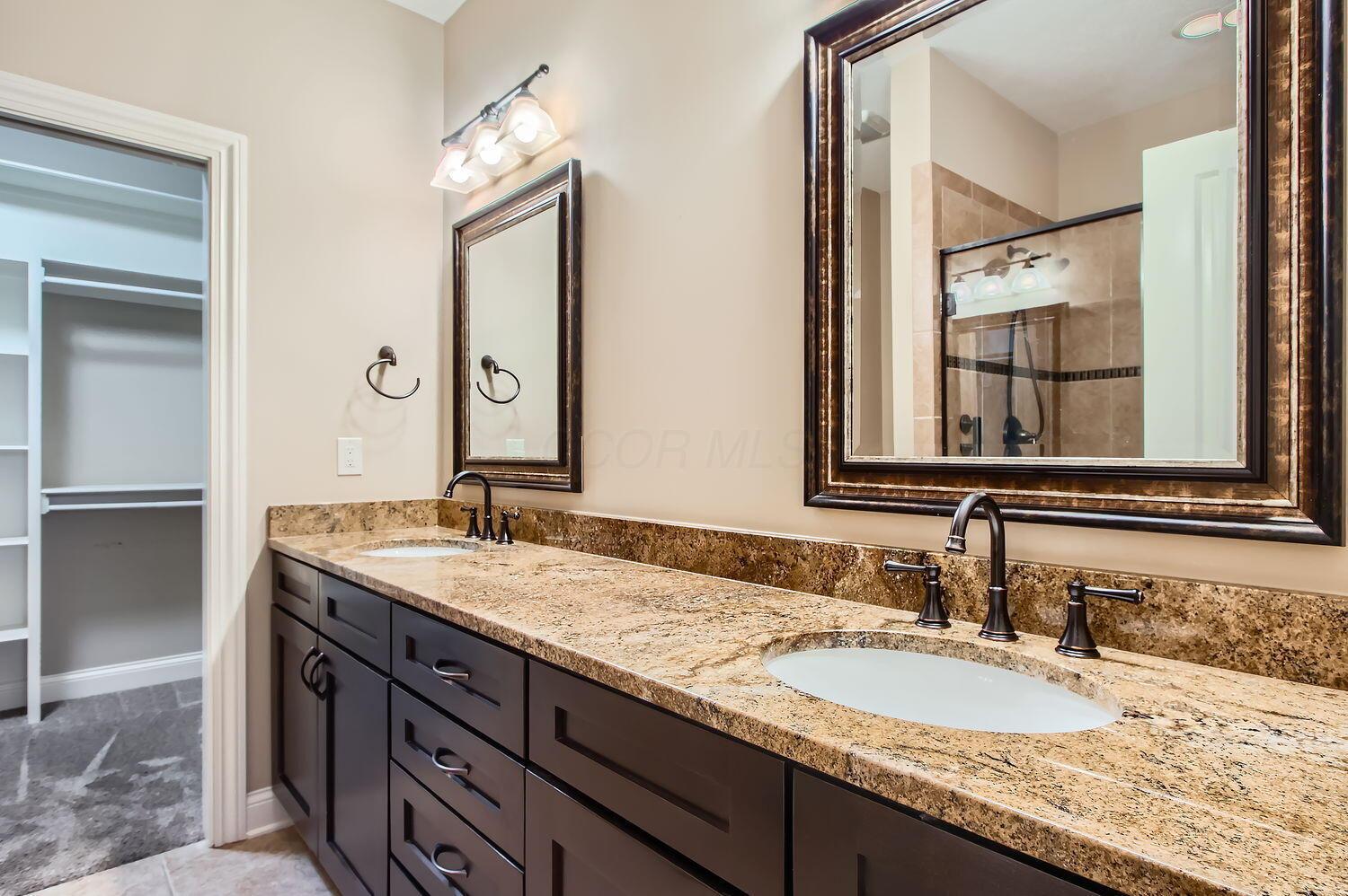 9040 Samari Place Powell, OH 43065 - Photo 15 of 31 Primary Bathroom