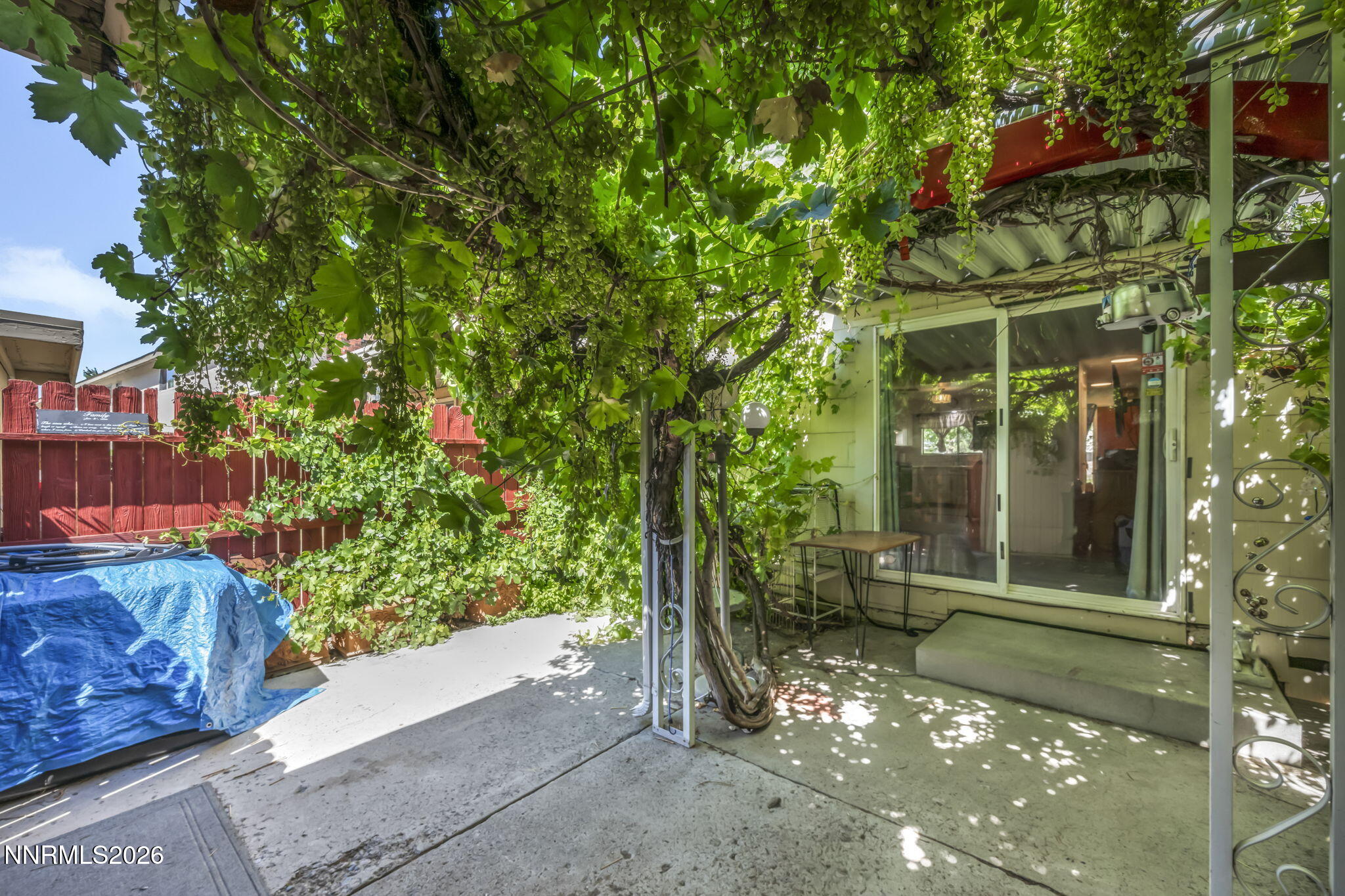 446 Smithridge Drive Reno, NV 89502 - Photo 8 of 35 9-web-or-mls-446-smithridge-dr