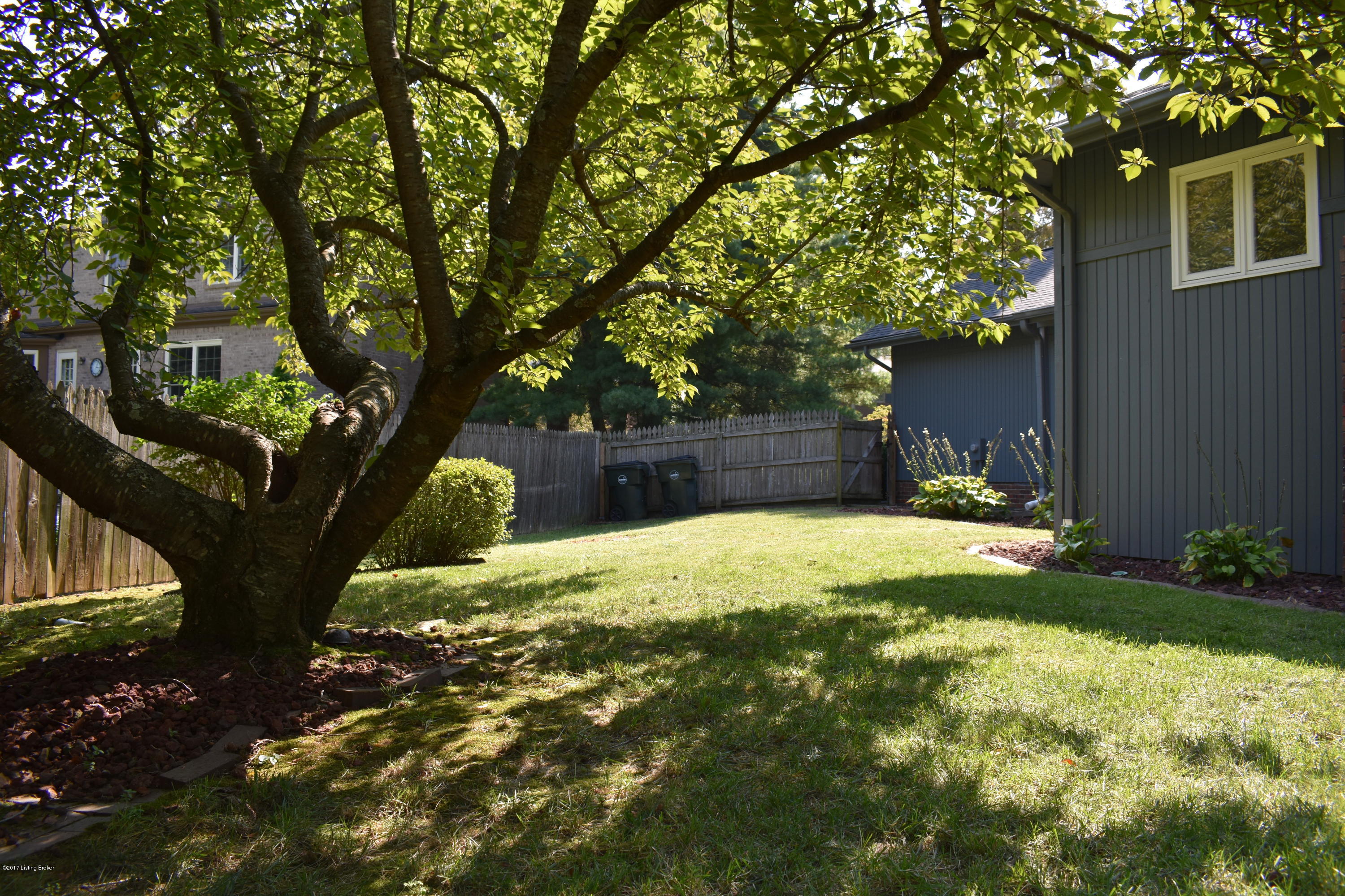 10101 Afton Road Louisville, KY 40223 - Photo 33 of 34 DSC_0144