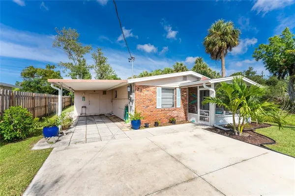 $2,300 | 26 French Avenue, Englewood, FL 34223