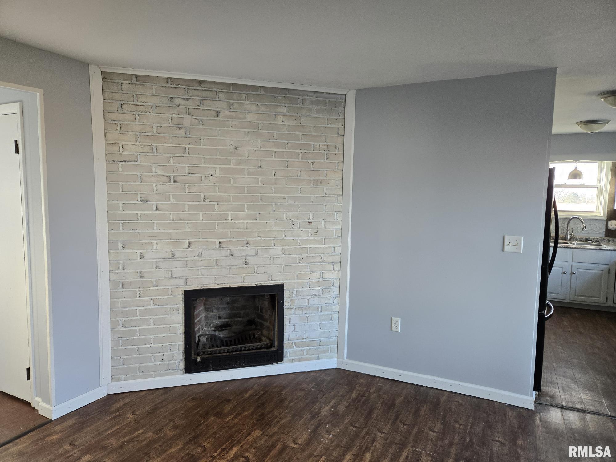 12211 Shattuc Road Carlyle, IL 62231 - Photo 3 of 12 Gallery Image 3