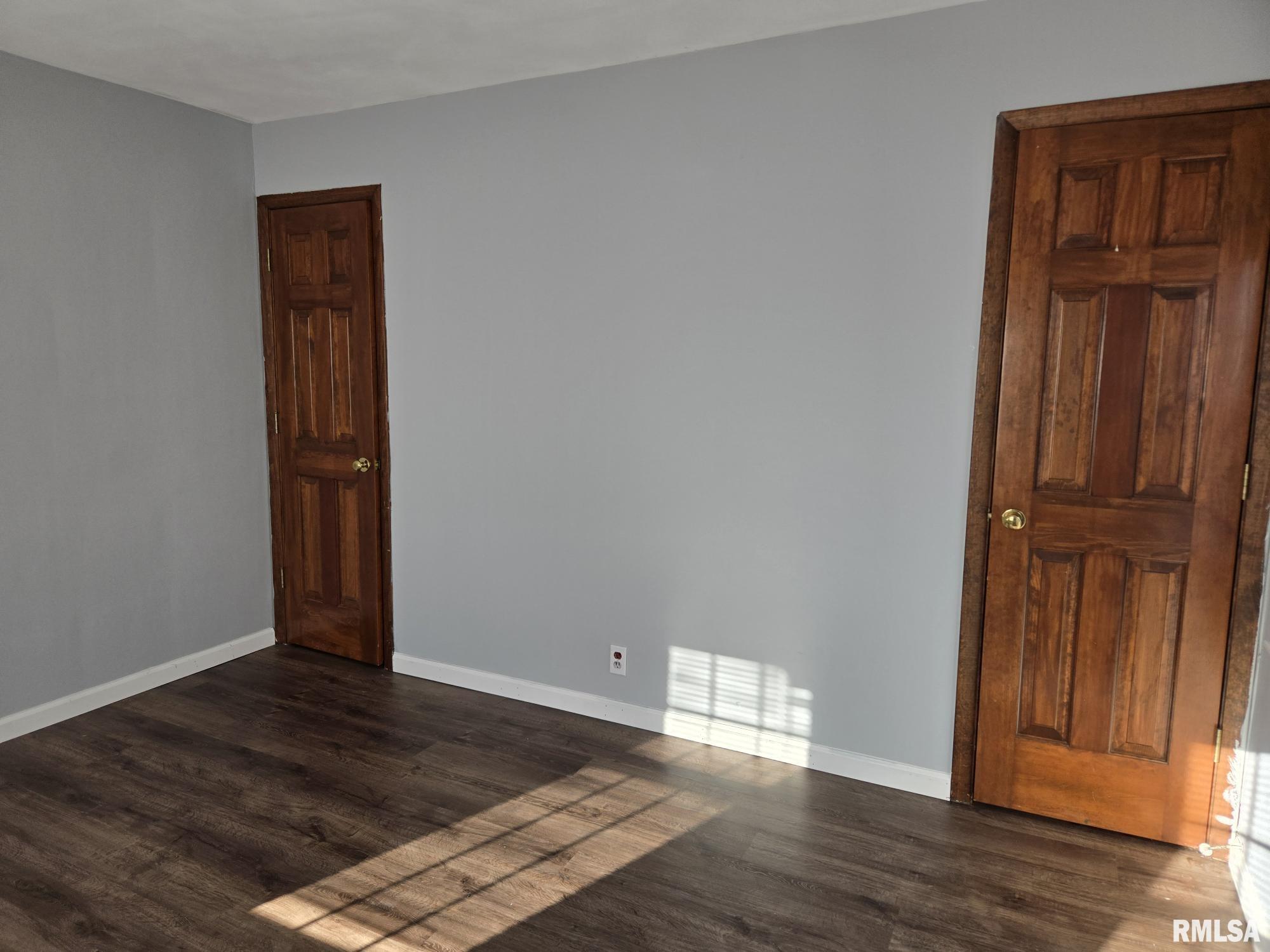 12211 Shattuc Road Carlyle, IL 62231 - Photo 10 of 12 Gallery Image 10
