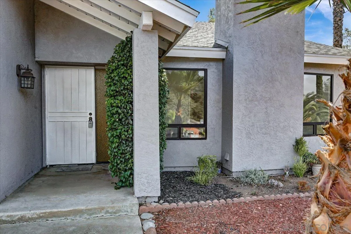 16329 Swartz Canyon Road Ramona, CA 92065 - Photo 2 of 34 Gallery Image 2