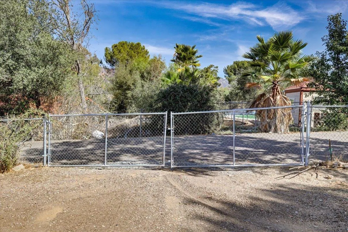 16329 Swartz Canyon Road Ramona, CA 92065 - Photo 26 of 34 Gallery Image 26