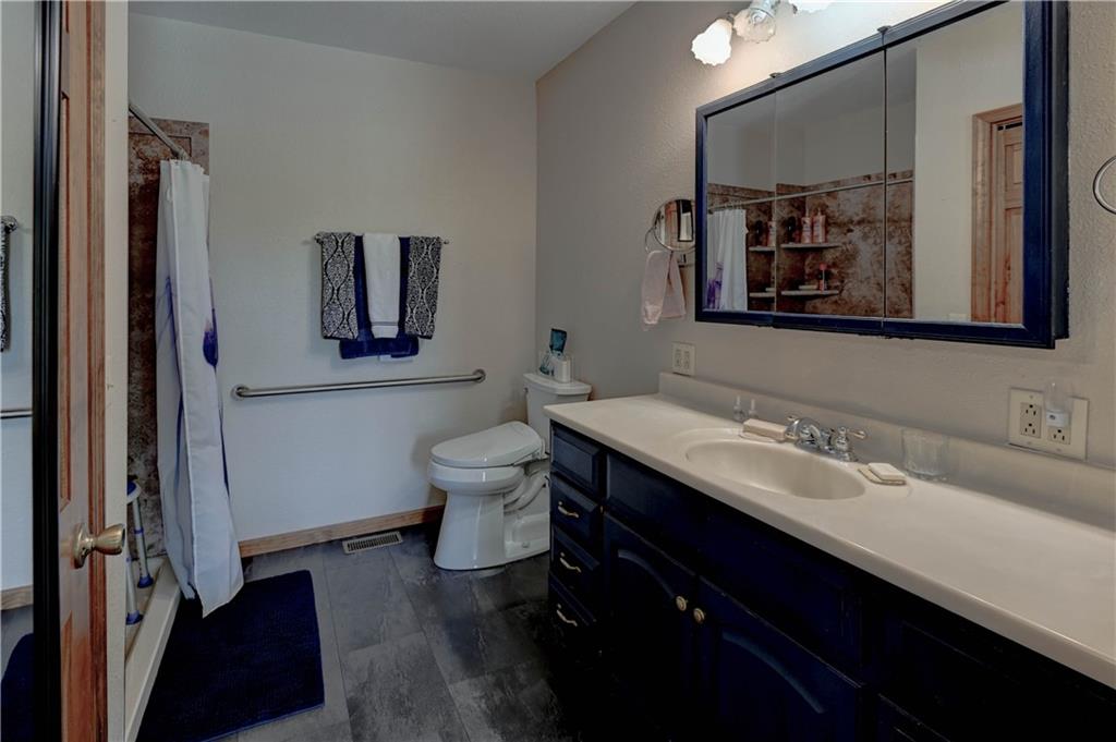 10306 Southwest State Rte Jj St. Joseph, MO 64504 - Photo 33 of 52