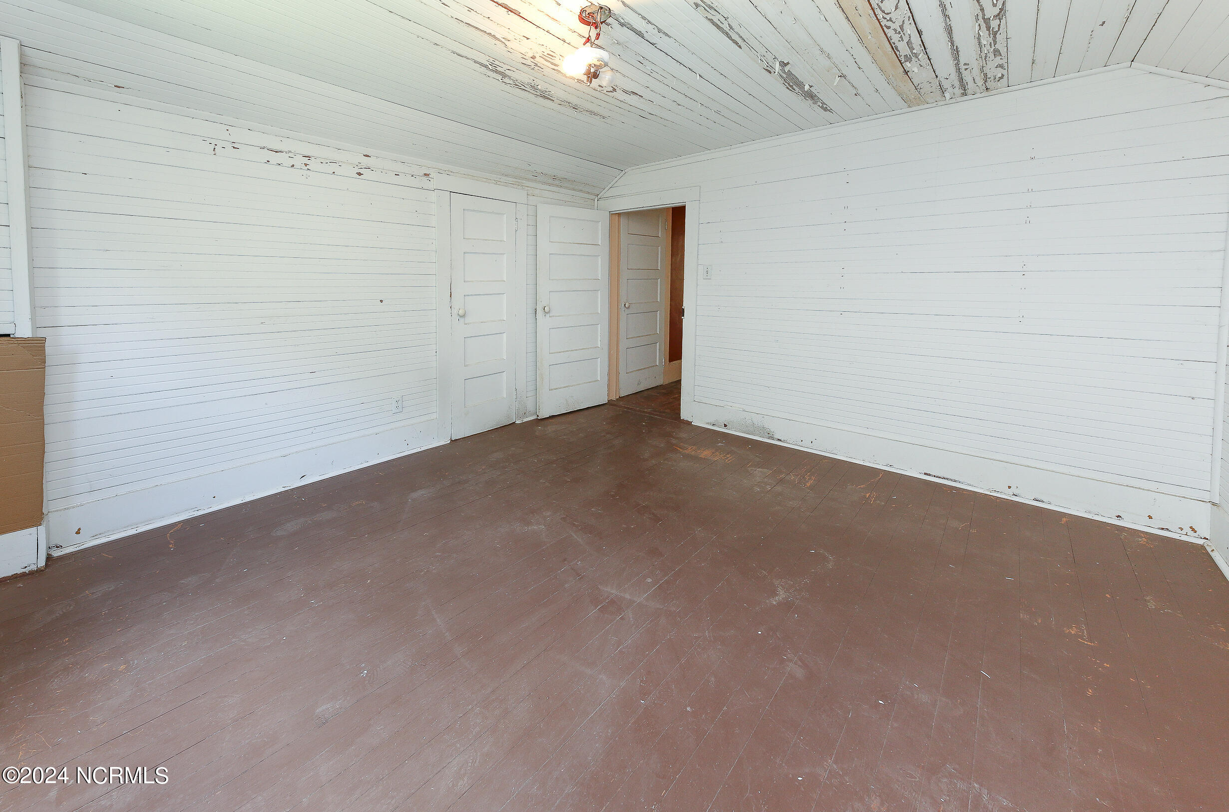 546 Medical Center Road Gates, NC 27937 - Photo 25 of 30 upstairs bedroom