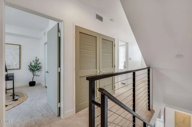 $1,169,000 | 239 South Marengo Avenue, Unit 102, Pasadena, CA 91101