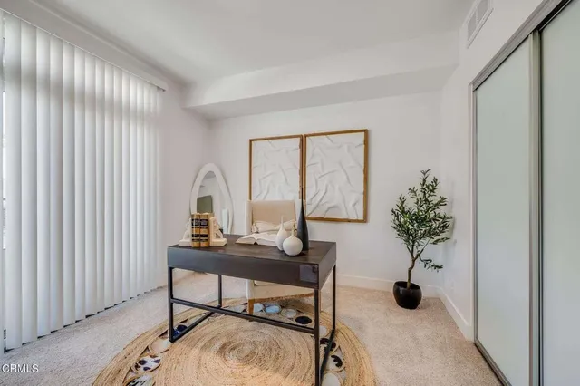 $1,169,000 | 239 South Marengo Avenue, Unit 102, Pasadena, CA 91101