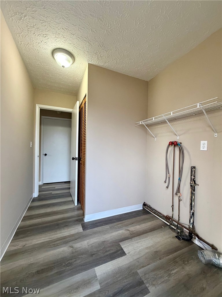 496 Crickett Road Chardon, OH 44024 - Photo 20 of 26 Laundry Room