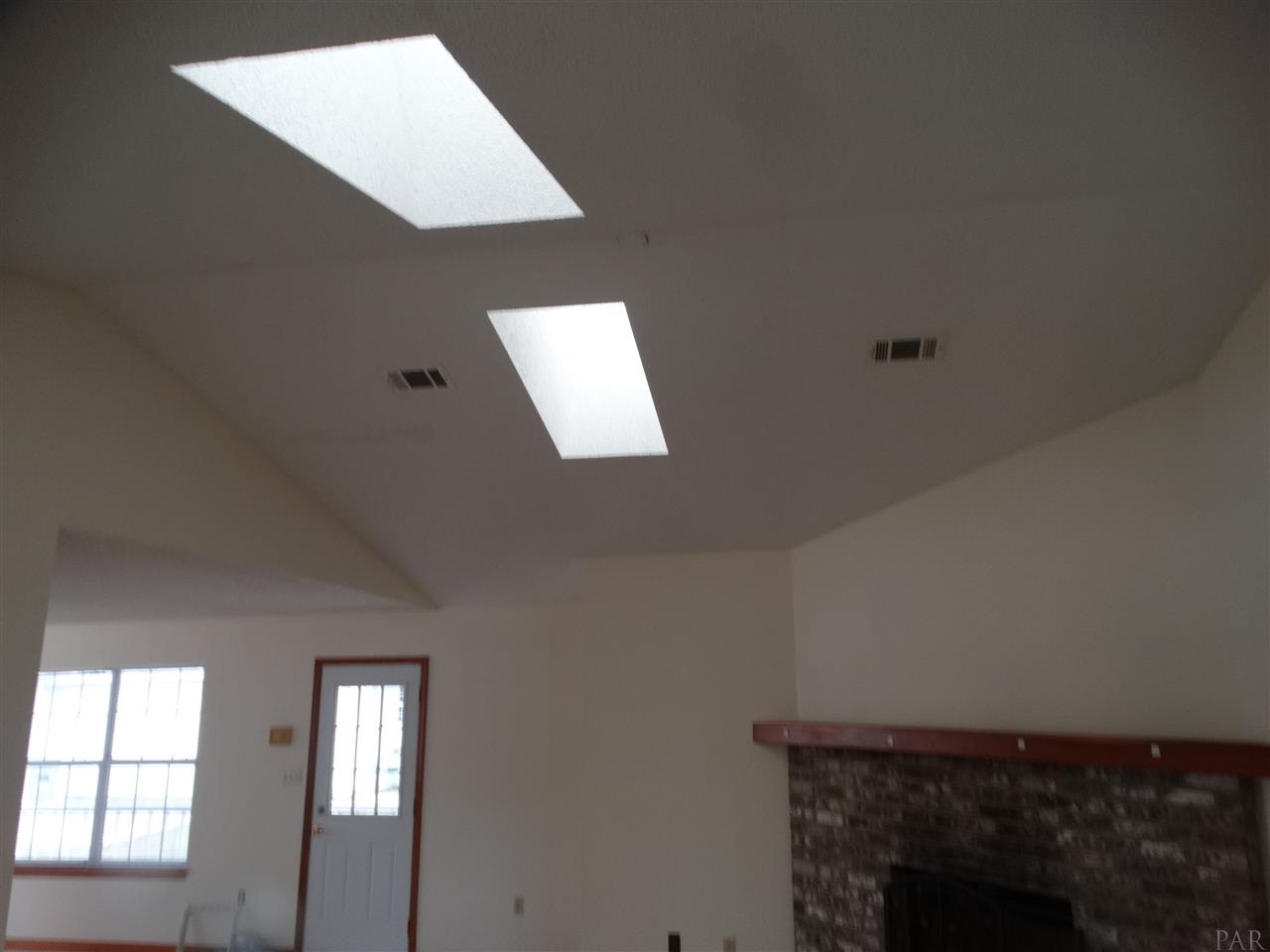 6406 Brigadier Road Milton, FL 32570 - Photo 13 of 29 Gallery Image 13