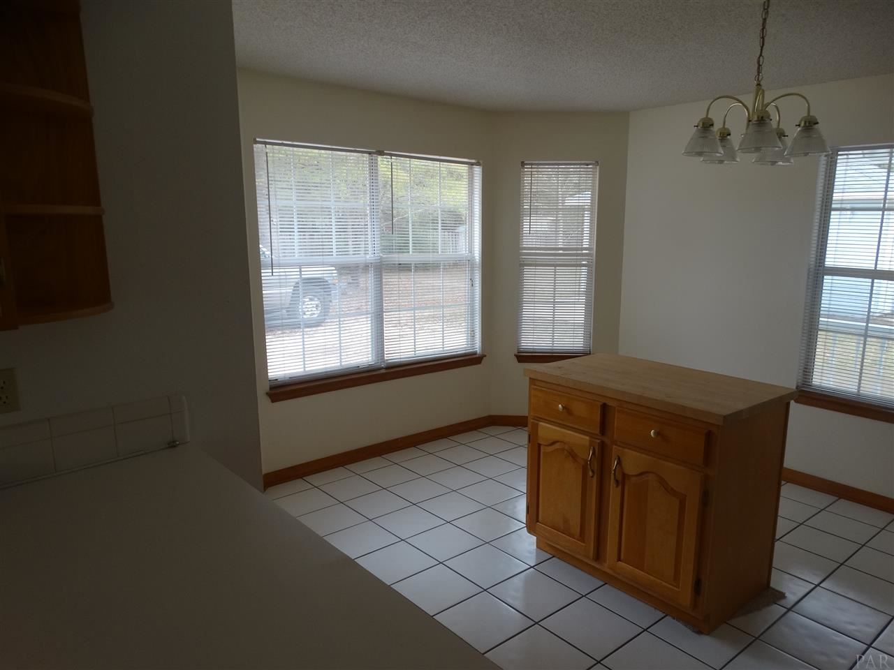 6406 Brigadier Road Milton, FL 32570 - Photo 9 of 29 Gallery Image 9