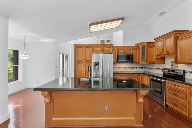 $649,000 | 5524 Northwest 55th Drive, Coconut Creek, FL 33073