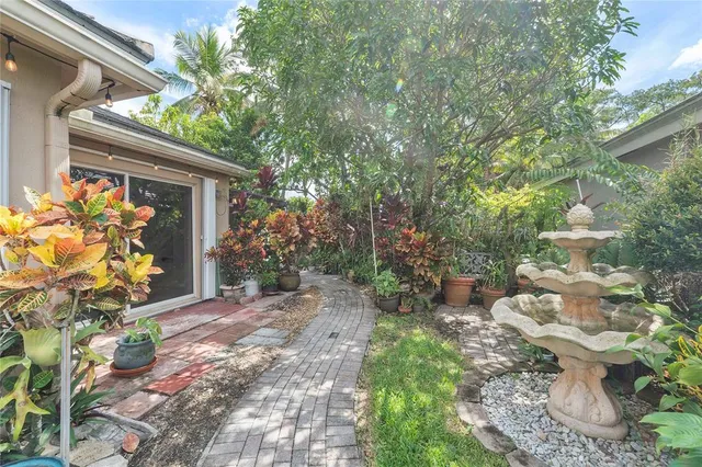 $649,000 | 5524 Northwest 55th Drive, Coconut Creek, FL 33073