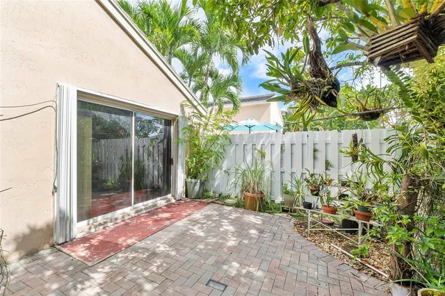 $649,000 | 5524 Northwest 55th Drive, Coconut Creek, FL 33073