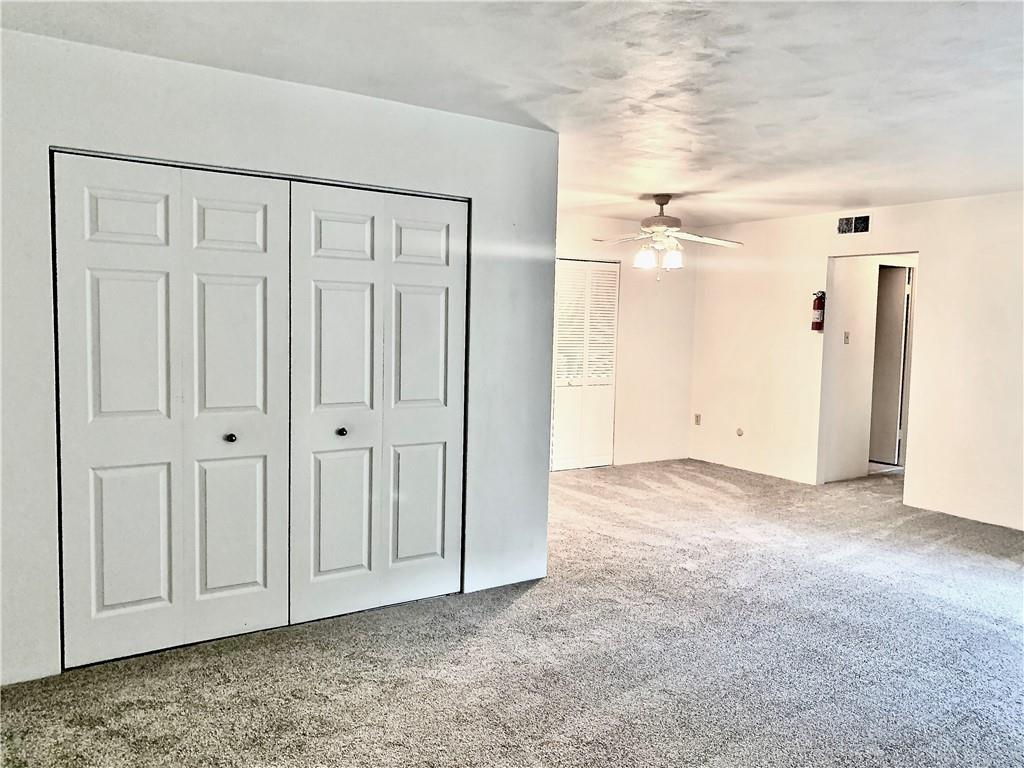 205 Coraopolis Road, Unit 11 Coraopolis, PA 15108 - Photo 4 of 19 Gallery Image 4