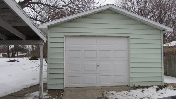 $215,000 | 150 West Clarke Avenue, Coldwater, MI 49036