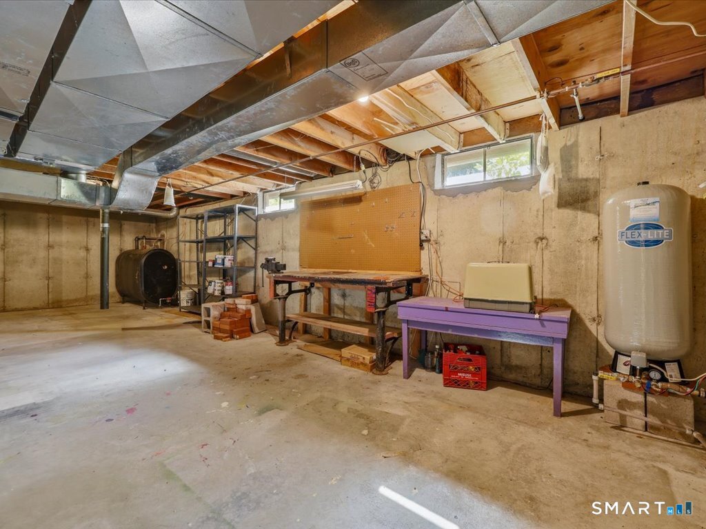 220 Thayer Road Haddam, CT 06441 - Photo 38 of 40 Lower level.
