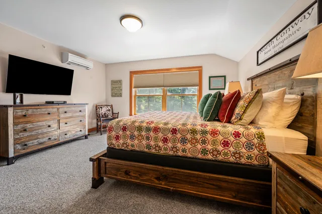 $1,325,000 | 235 Skimobile Road, Unit 1404, Conway, NH 03860