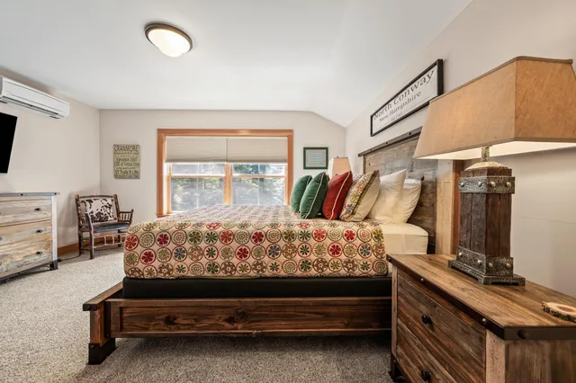 $1,325,000 | 235 Skimobile Road, Unit 1404, Conway, NH 03860