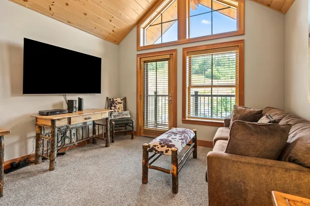 $1,325,000 | 235 Skimobile Road, Unit 1404, Conway, NH 03860