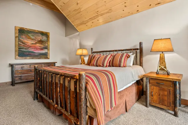 $1,325,000 | 235 Skimobile Road, Unit 1404, Conway, NH 03860