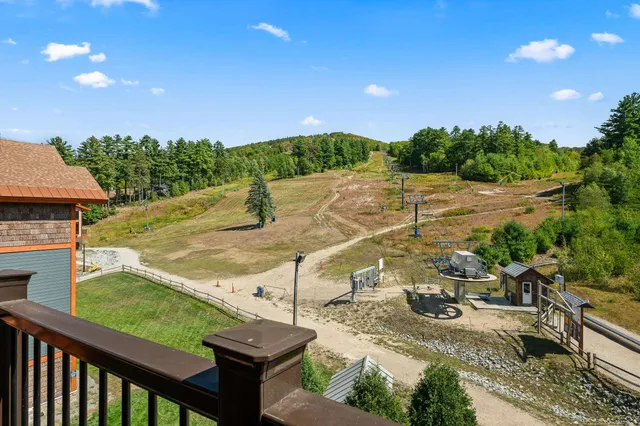 $1,325,000 | 235 Skimobile Road, Unit 1404, Conway, NH 03860