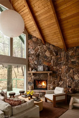 $675,000 | 28443 Altamont Court, Lake Arrowhead, CA 92385