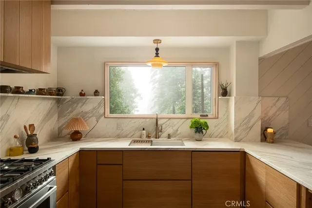 $675,000 | 28443 Altamont Court, Lake Arrowhead, CA 92385