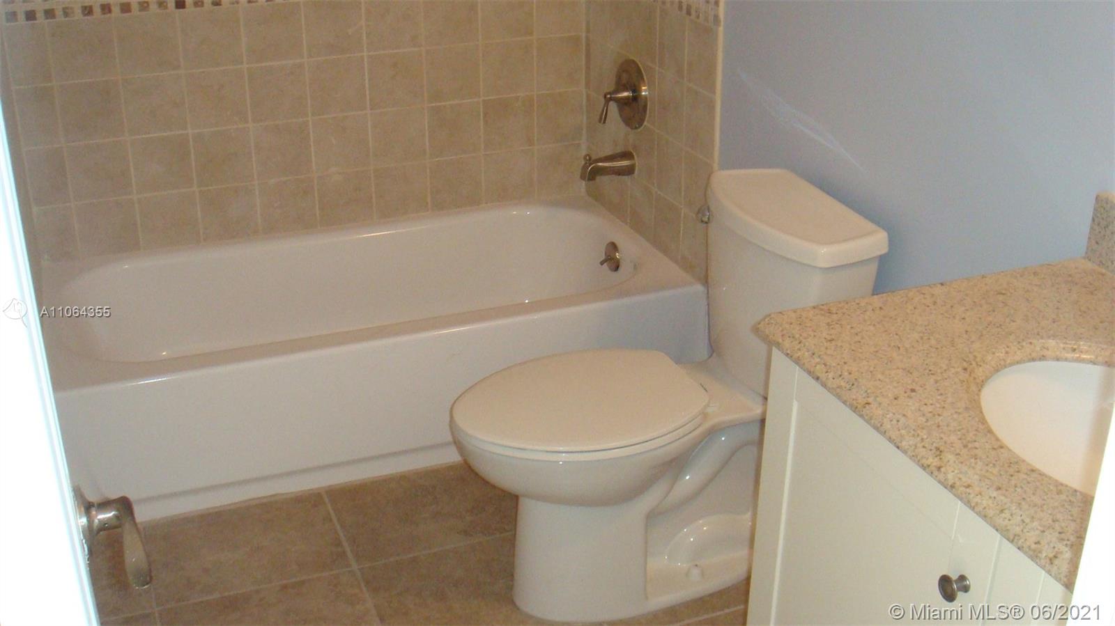 Kendall Miami, FL 33176 - Photo 8 of 13