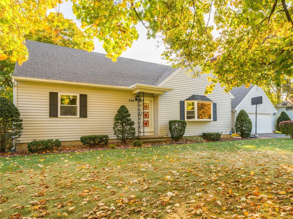 229 Birch Lane Webster, NY 14580 - Photo 4 of 49