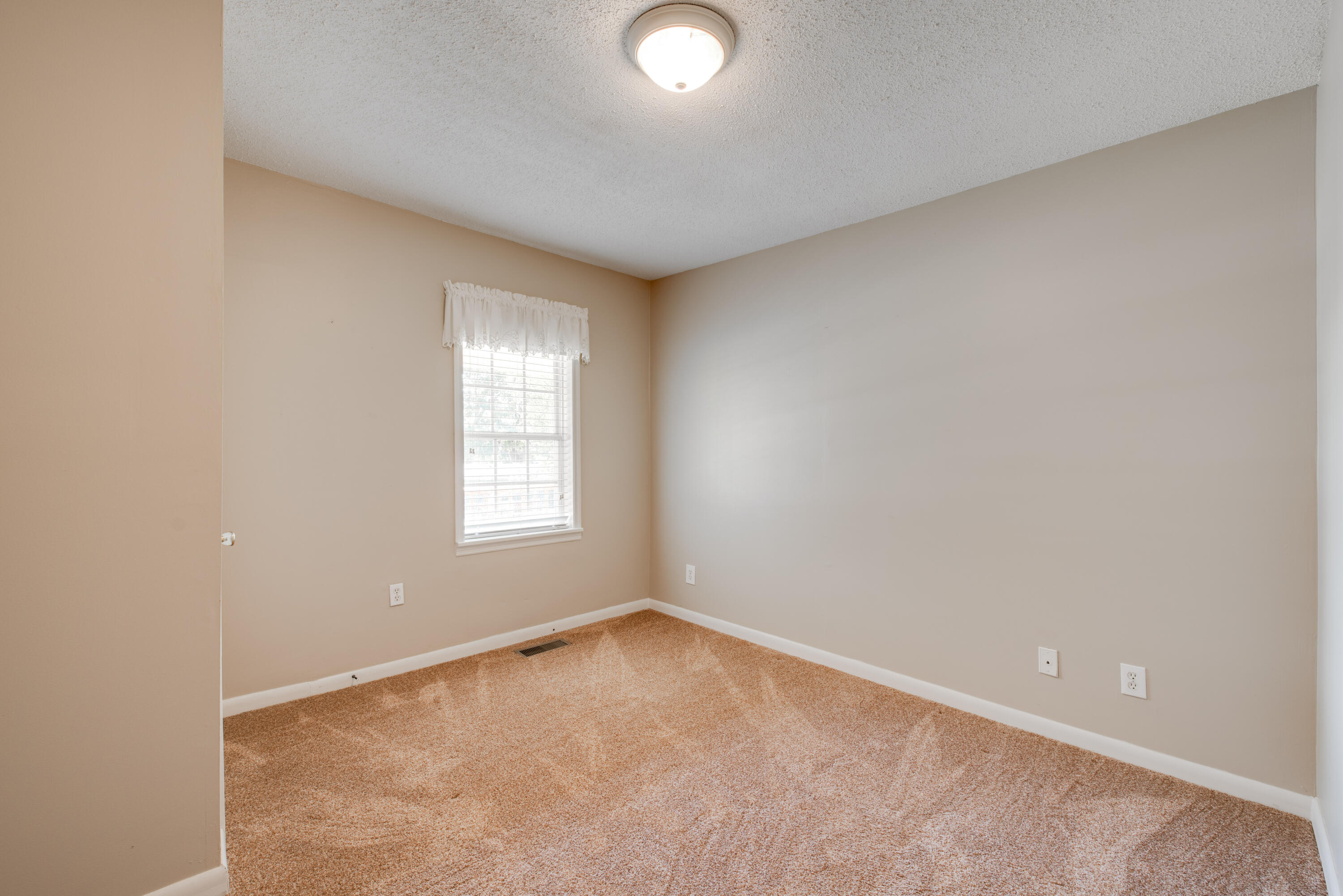 80 Pine Grove Access Road Ringgold, GA 30736 - Photo 25 of 35 DSC_2302