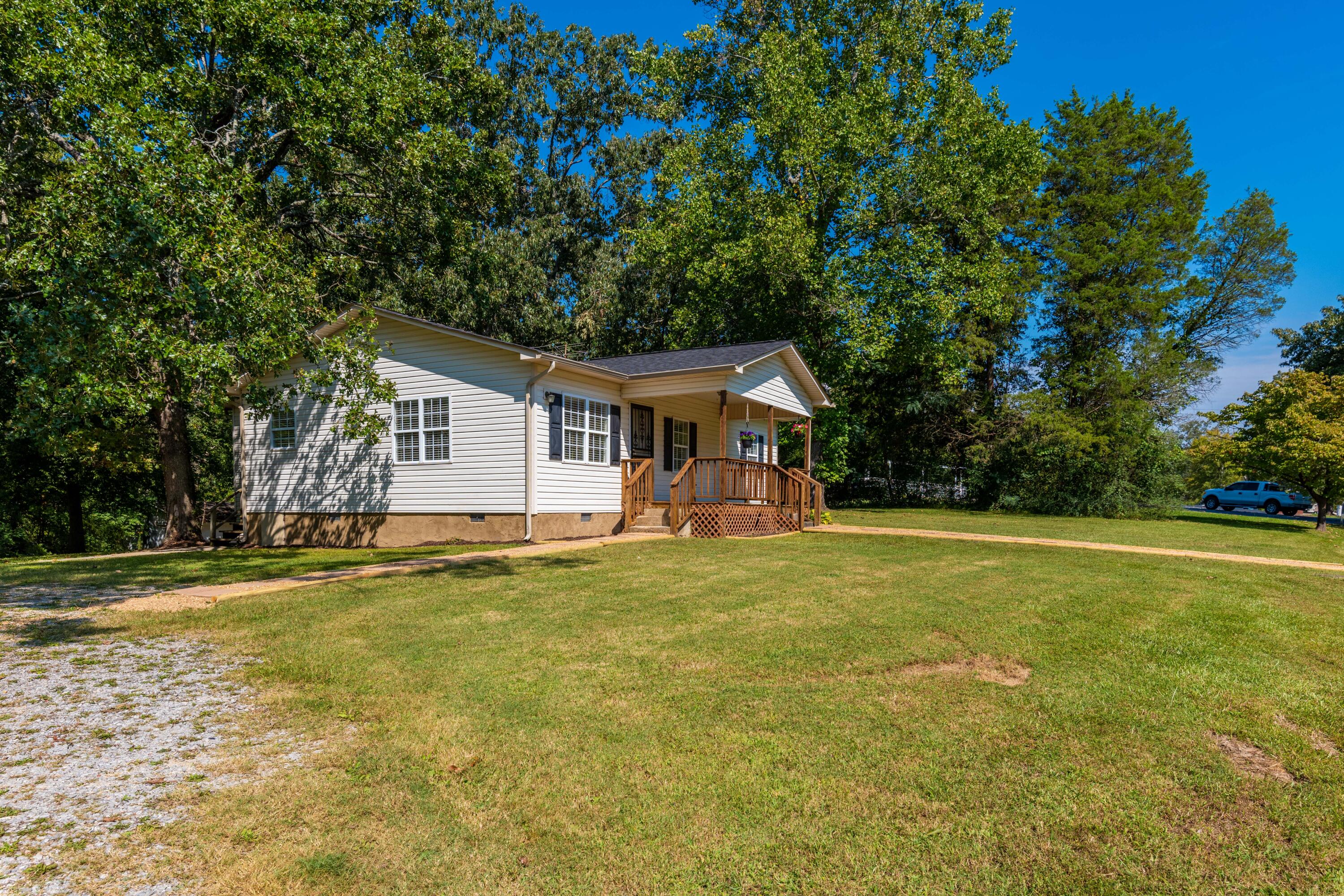 80 Pine Grove Access Road Ringgold, GA 30736 - Photo 7 of 35 DSC_2265