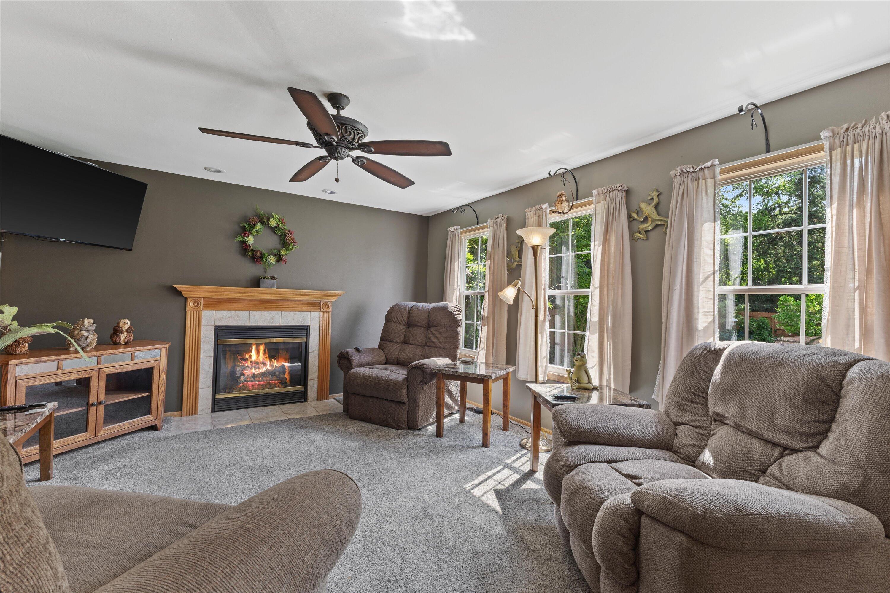 3330 Wood Road Mount Pleasant, WI 53406 - Photo 6 of 46 Family Room w/gas fireplace
