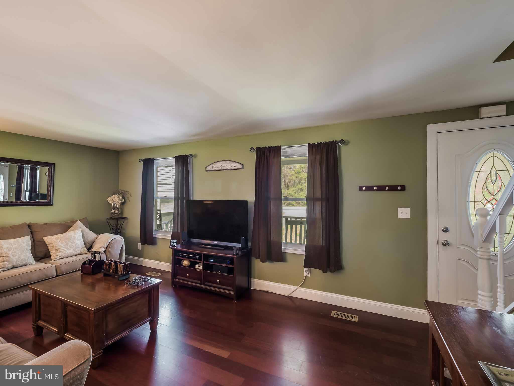 2055 Cove Point Road Lusby, MD 20657 - Photo 9 of 30 Living Room