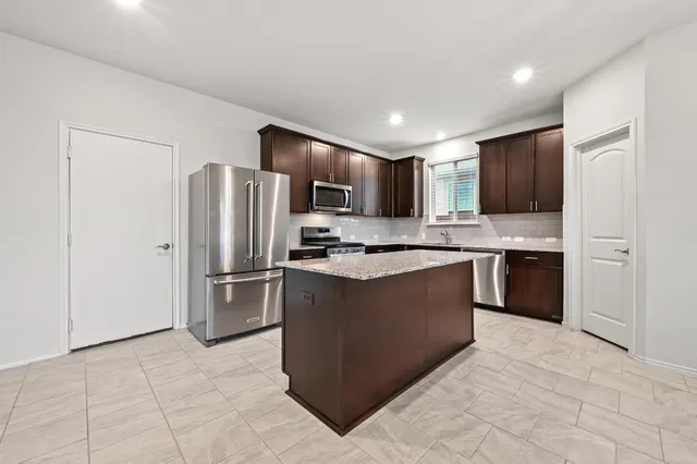 $2,400 | 271 Grace Lilly Drive, Buda, TX 78610