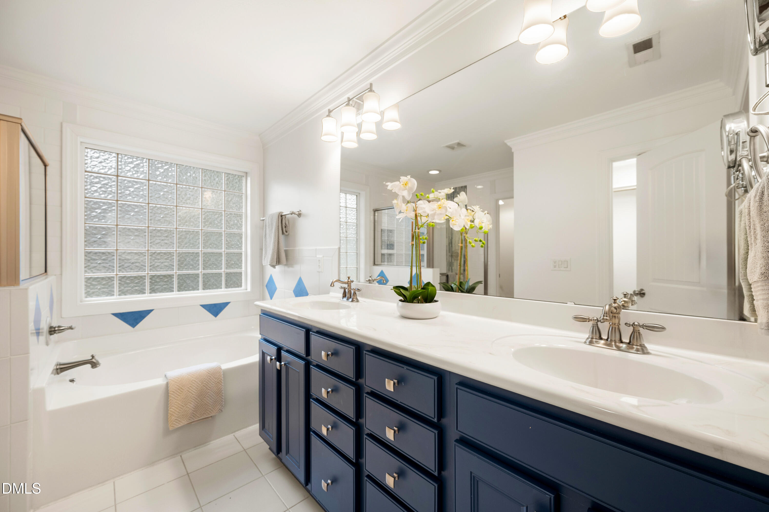 415 Fairview Road Apex, NC 27502 - Photo 25 of 55 23 -415 fairview rd, interior, primary