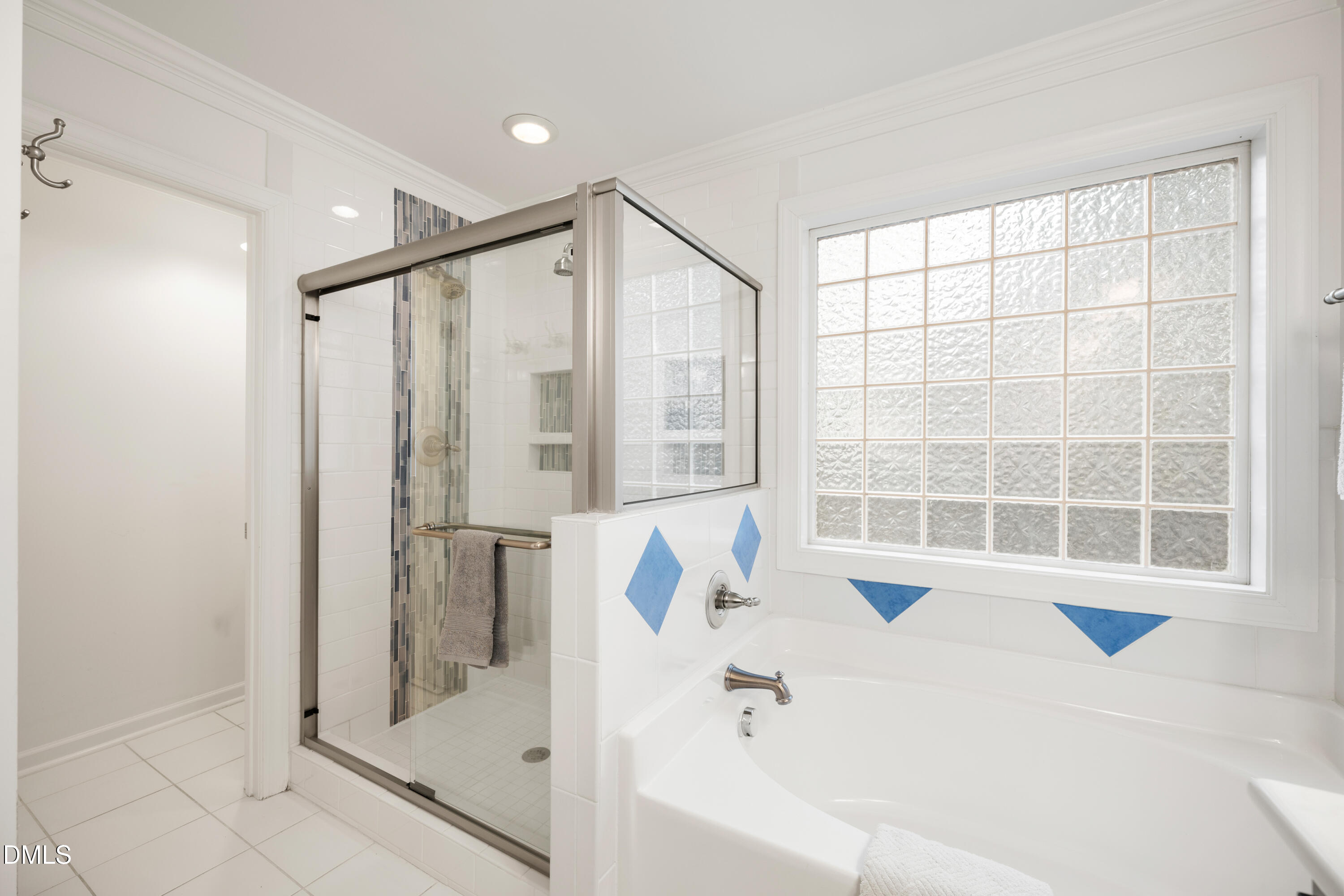 415 Fairview Road Apex, NC 27502 - Photo 26 of 55 24 -415 fairview rd, interior, primary