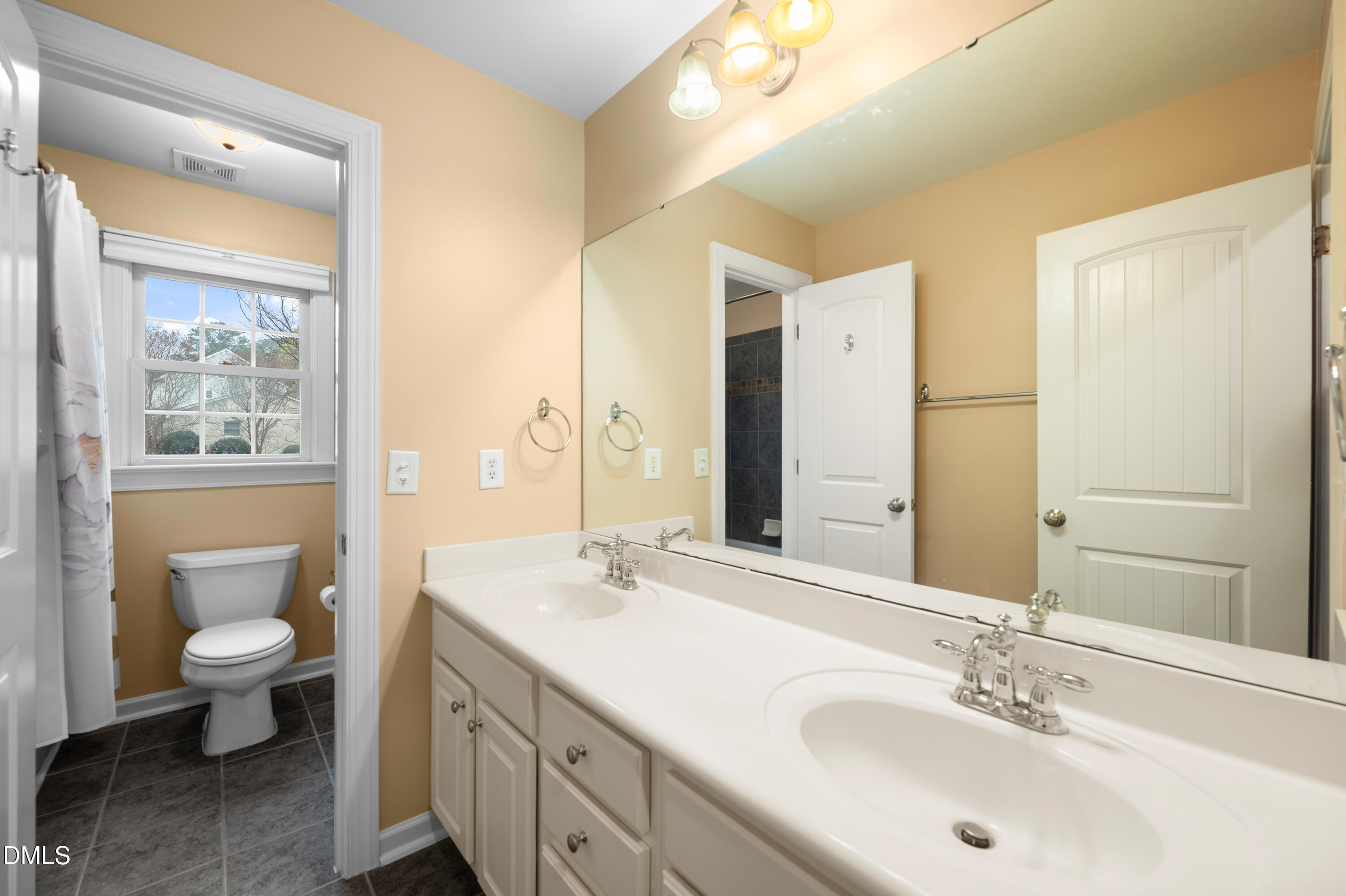 415 Fairview Road Apex, NC 27502 - Photo 29 of 55 28 -415 fairview rd, interior